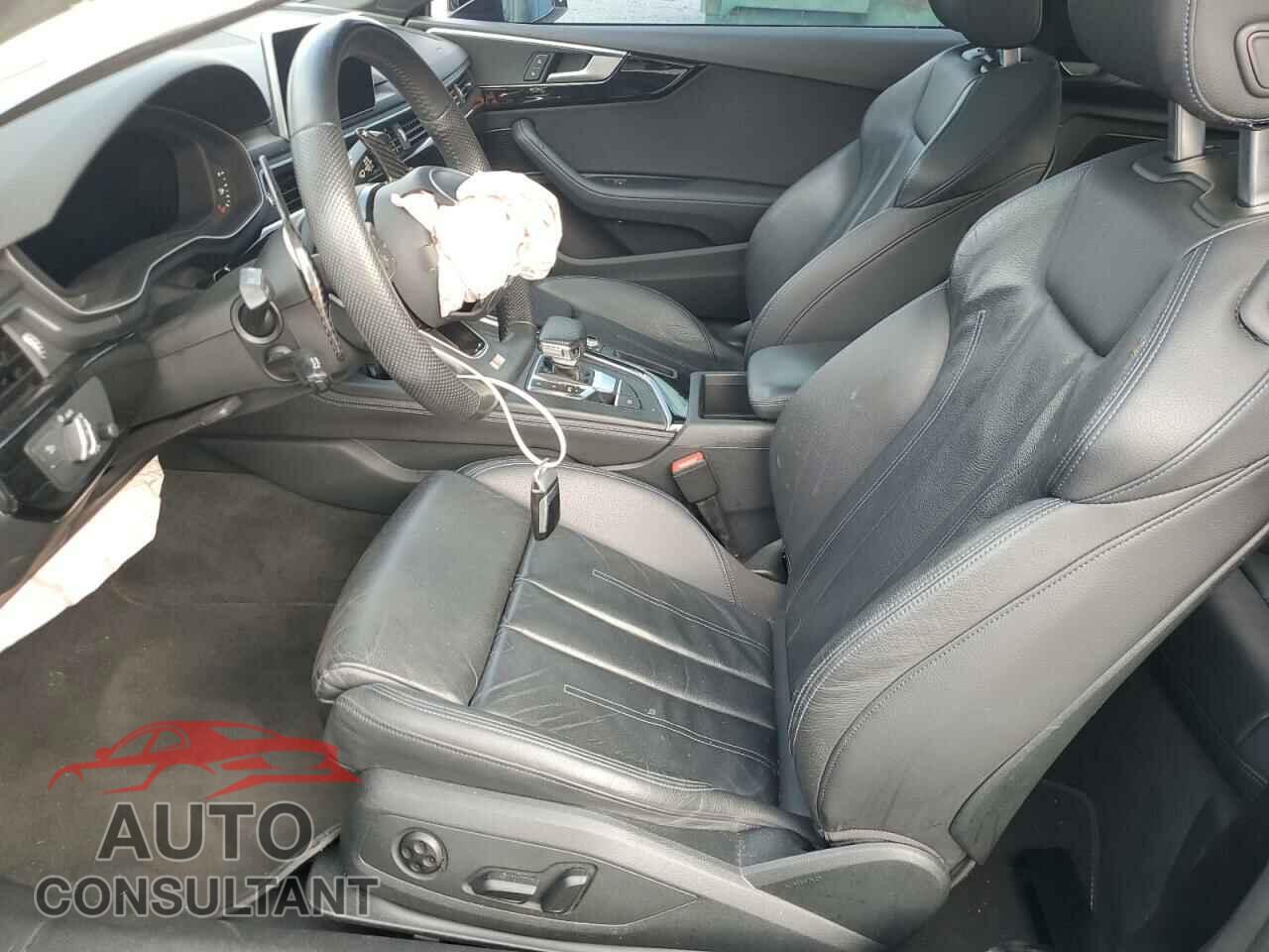 AUDI A5 2019 - WAUTNAF58KA083369