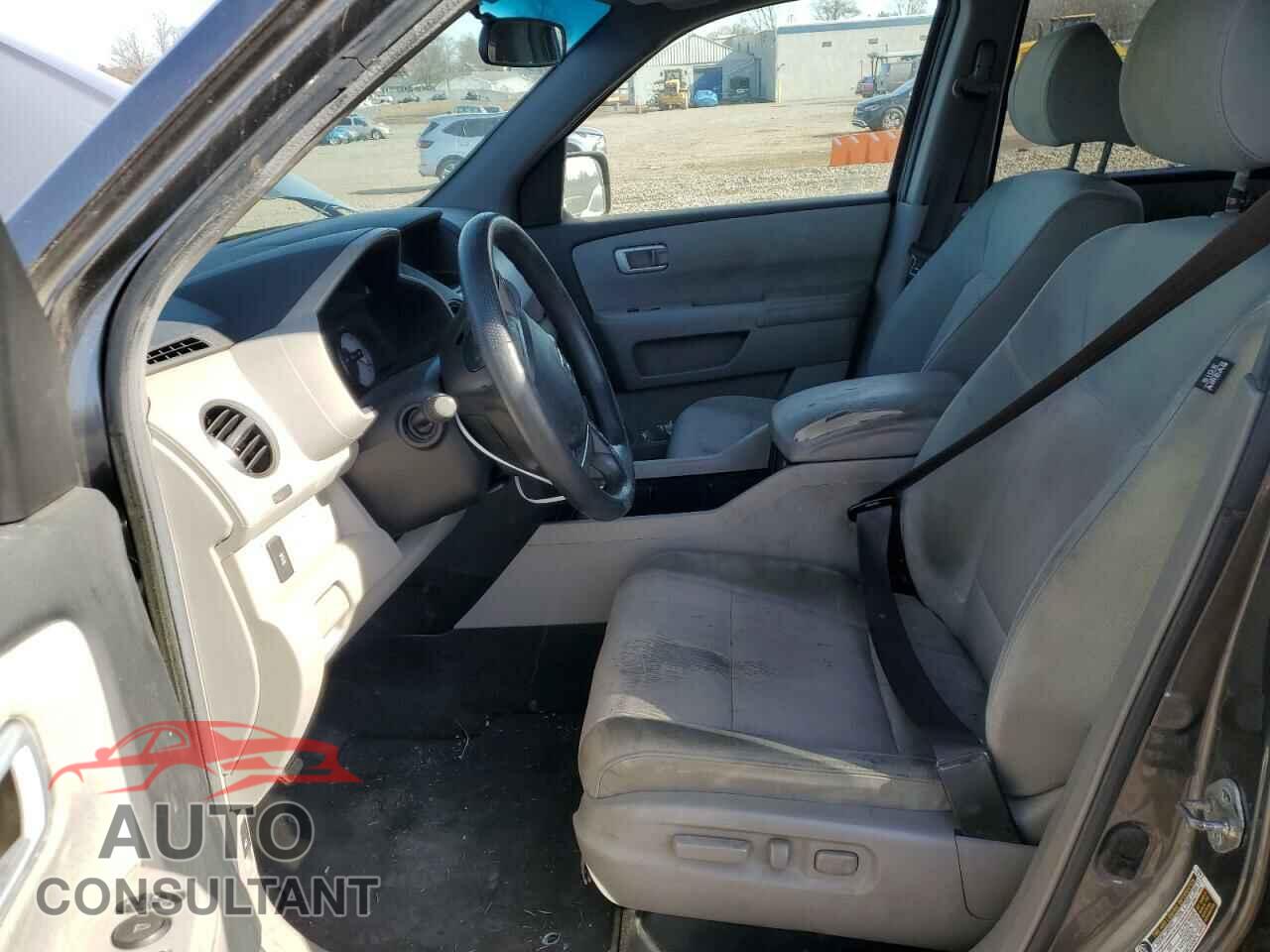 HONDA PILOT 2012 - 5FNYF4H44CB086614