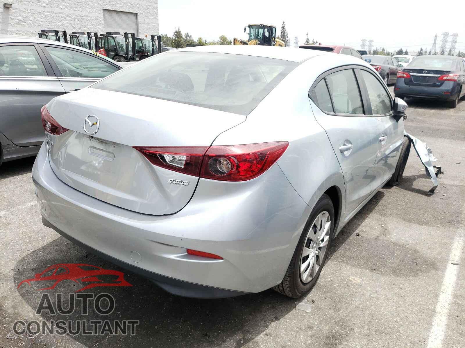MAZDA 3 2017 - 3MZBN1U75HM111480
