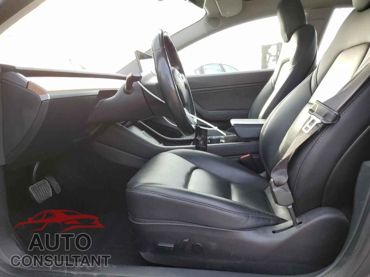 TESLA MODEL 3 2018 - 5YJ3E1EA1JF034621