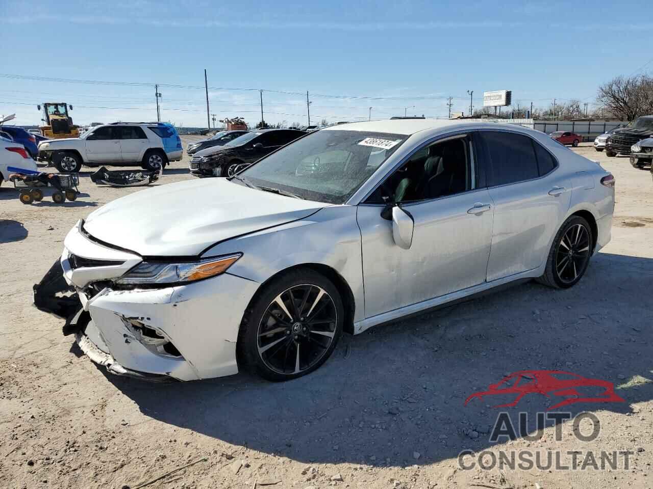 TOYOTA CAMRY 2020 - 4T1K61AK0LU878212