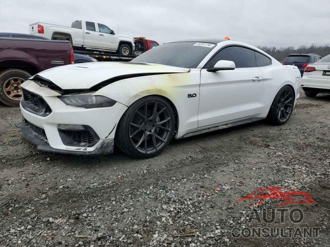 FORD MUSTANG 2018 - 1FA6P8CF3J5178788