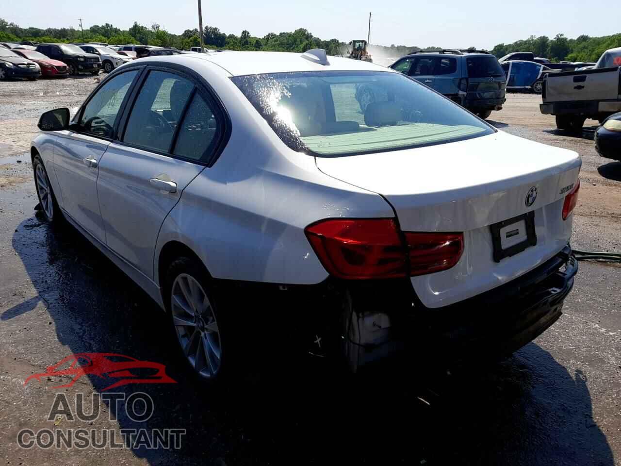 BMW 3 SERIES 2016 - WBA8E1G57GNU11174