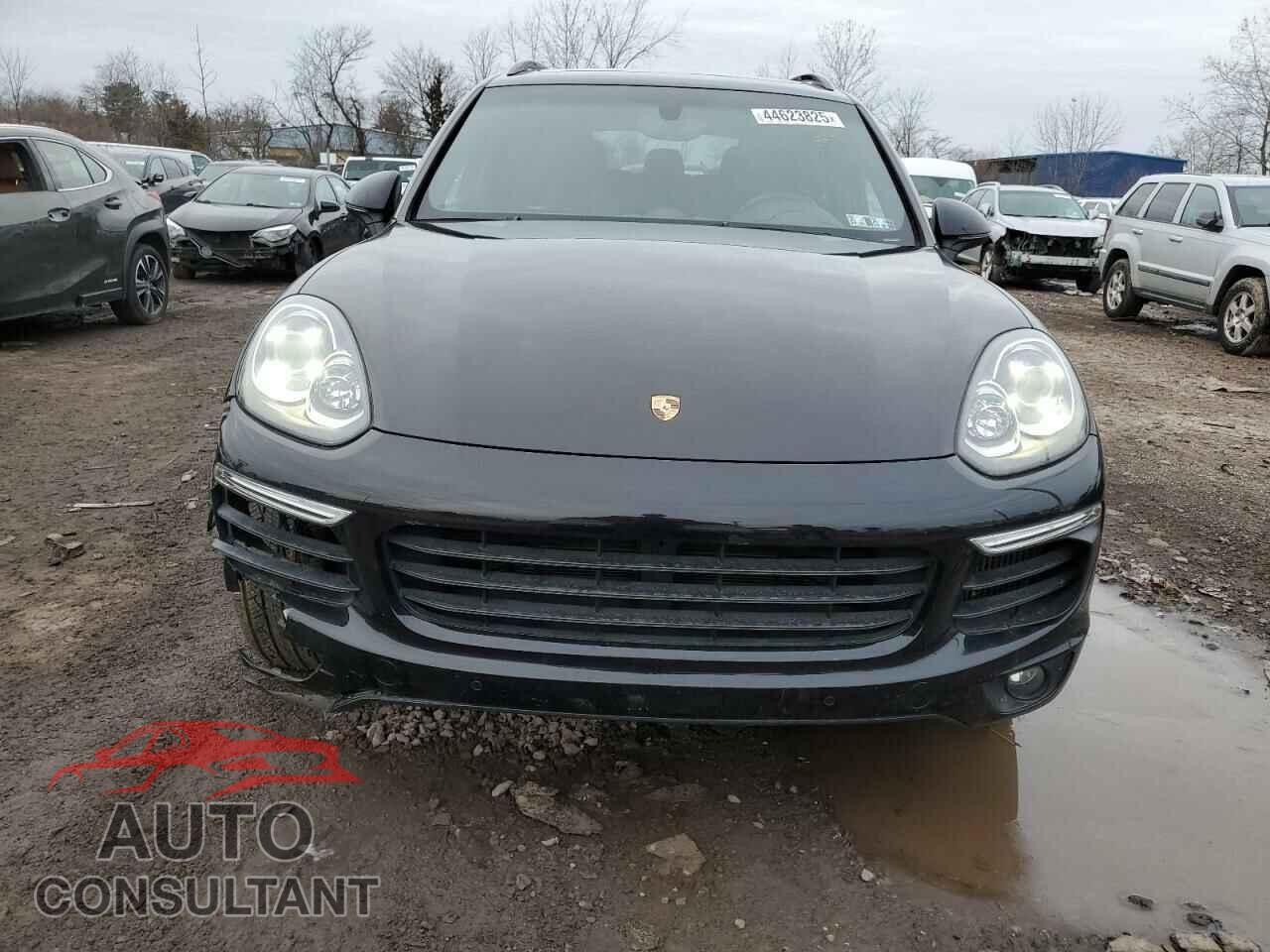 PORSCHE CAYENNE 2018 - WP1AB2A23JLA60752