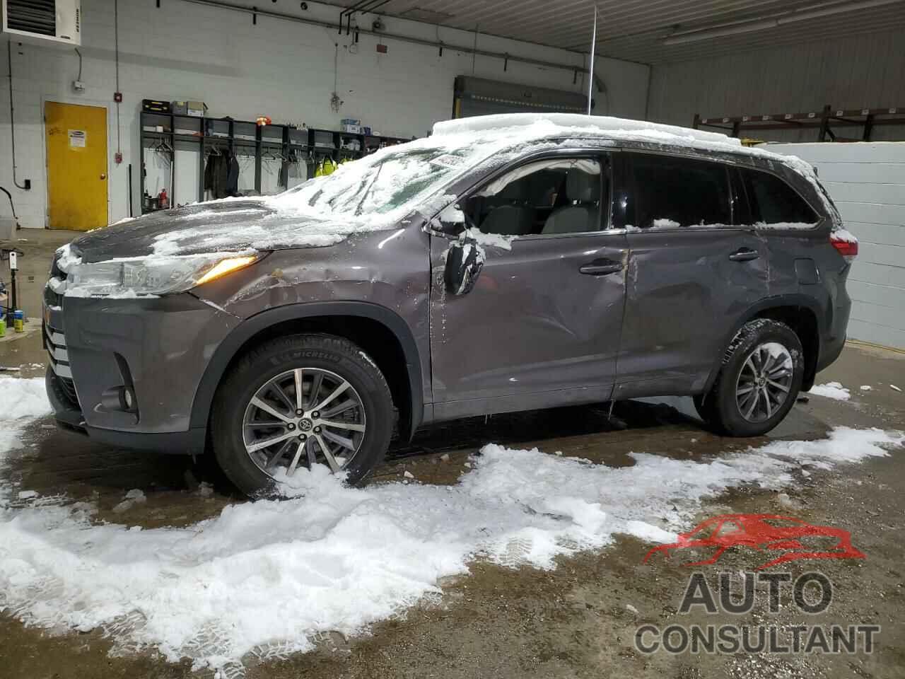 TOYOTA HIGHLANDER 2017 - 5TDJZRFH7HS467646
