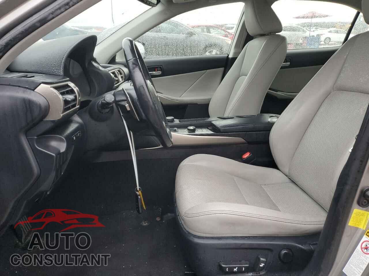 LEXUS IS 2015 - JTHBF1D23F5080221