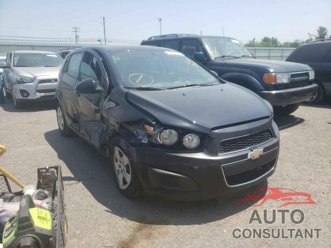 CHEVROLET SONIC 2016 - 1G1JA6SG2G4148158