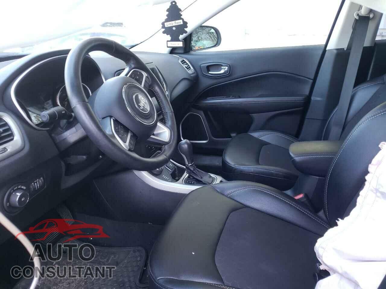 JEEP COMPASS 2019 - 3C4NJDBBXKT813814