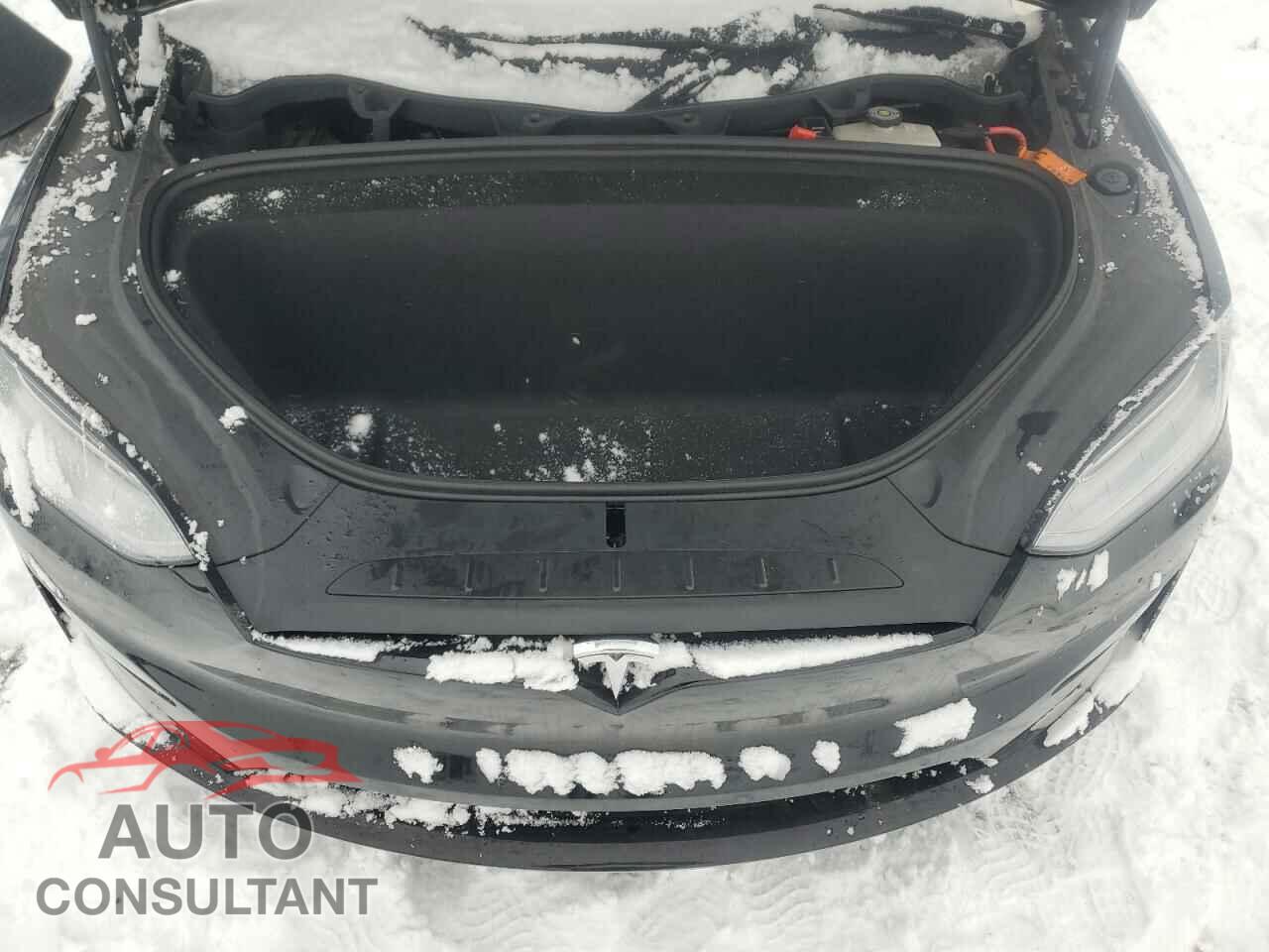 TESLA MODEL X 2023 - 7SAXCBE67PF401557