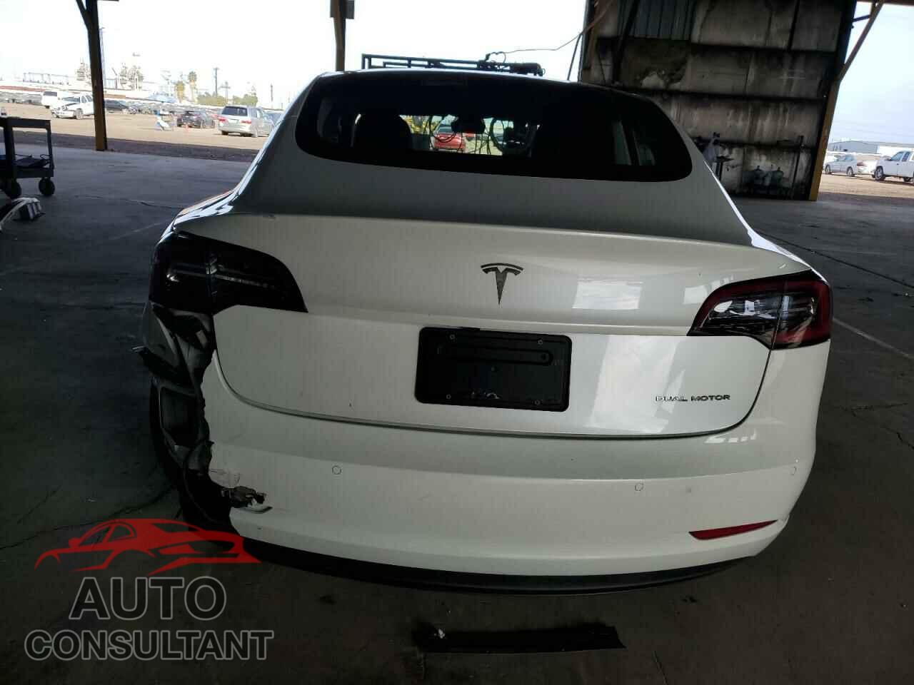 TESLA MODEL 3 2020 - 5YJ3E1EB5LF800944