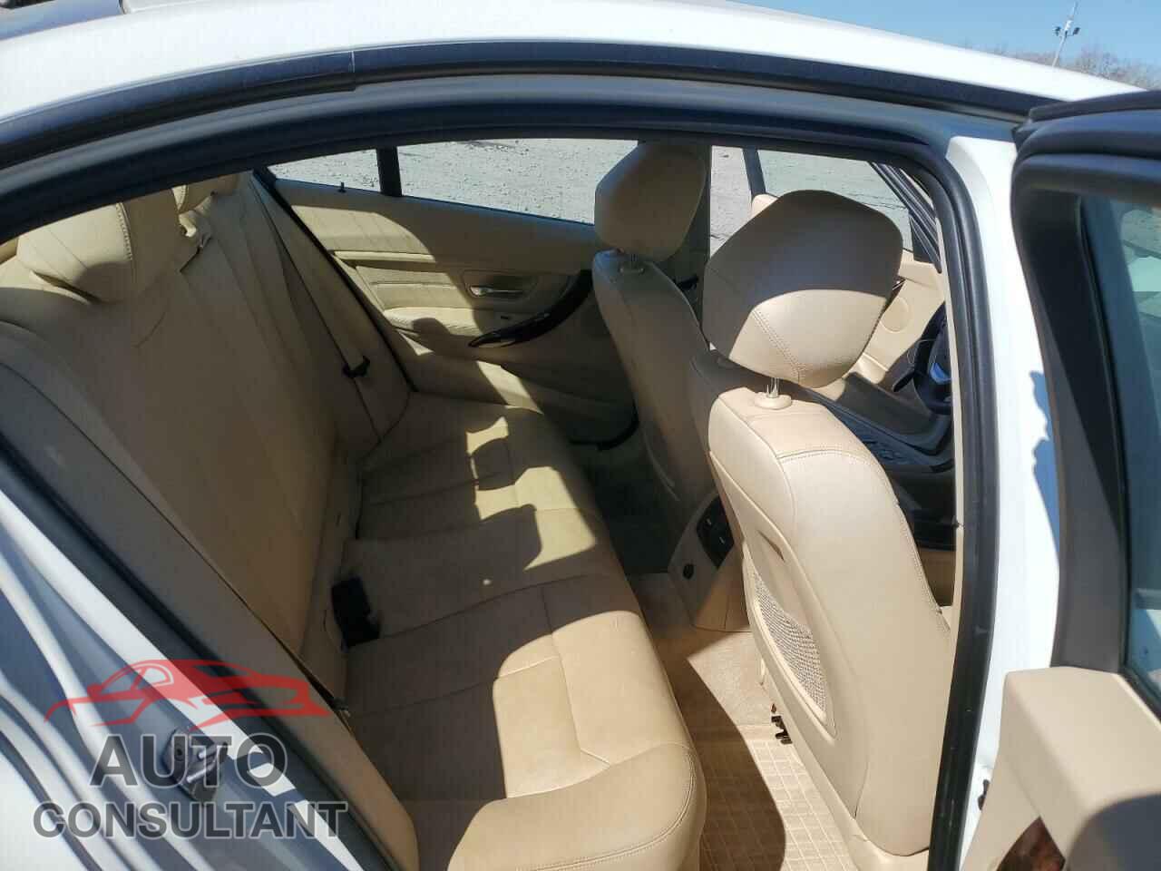 BMW 3 SERIES 2014 - WBA3A5C55EJ463538