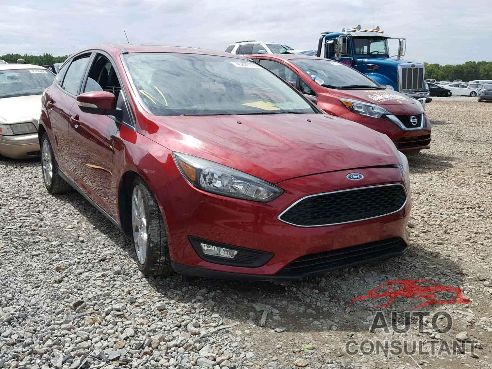 FORD FOCUS 2015 - 1FADP3K26FL277472