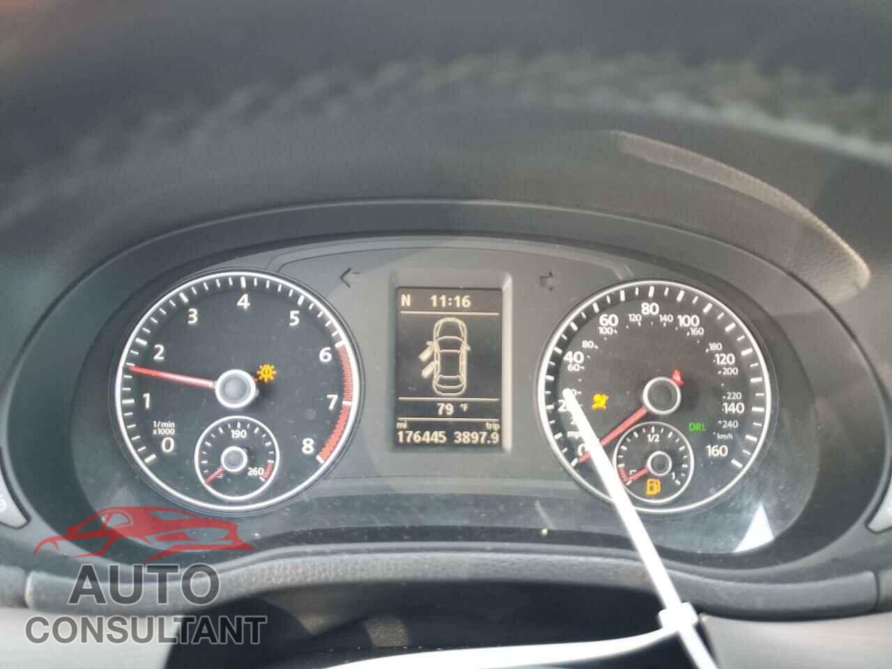 VOLKSWAGEN PASSAT 2014 - 1VWBP7A36EC002280