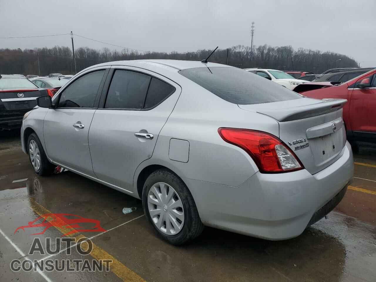 NISSAN VERSA 2019 - 3N1CN7AP3KL874693