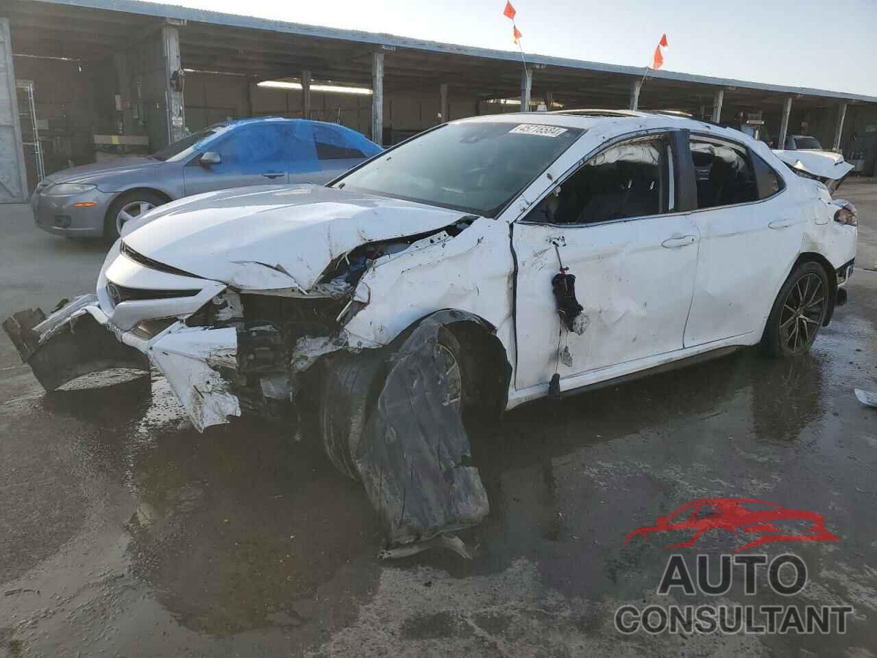 TOYOTA CAMRY 2021 - 4T1T11AK2MU568633