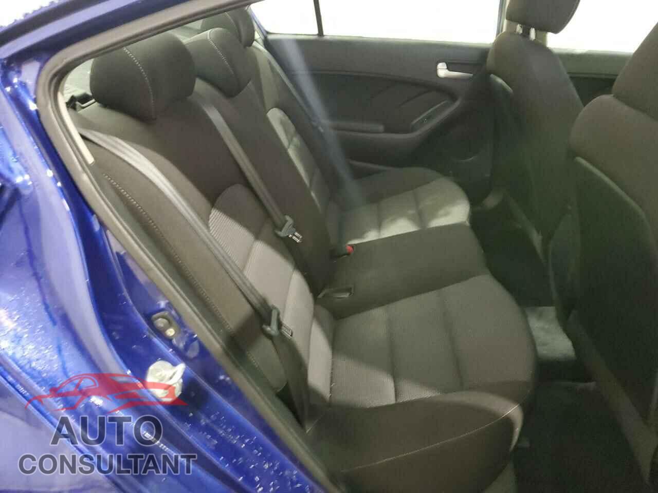 KIA FORTE 2017 - 3KPFK4A73HE032158