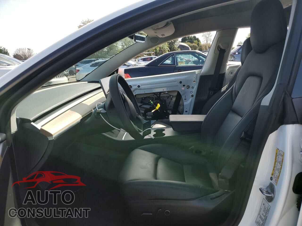 TESLA MODEL 3 2022 - 5YJ3E1EA4NF359320