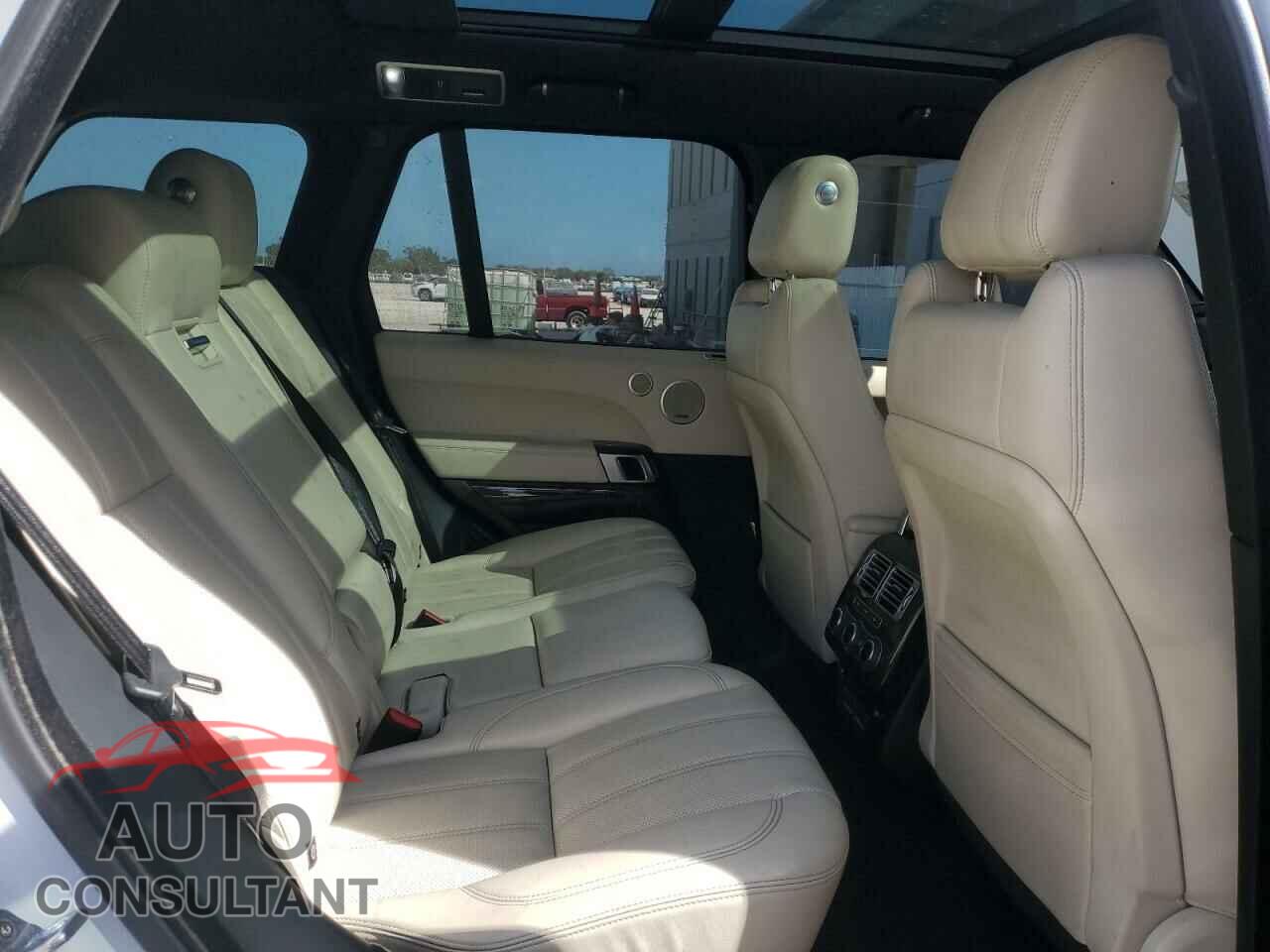 LAND ROVER RANGEROVER 2017 - SALGS2FV6HA325807