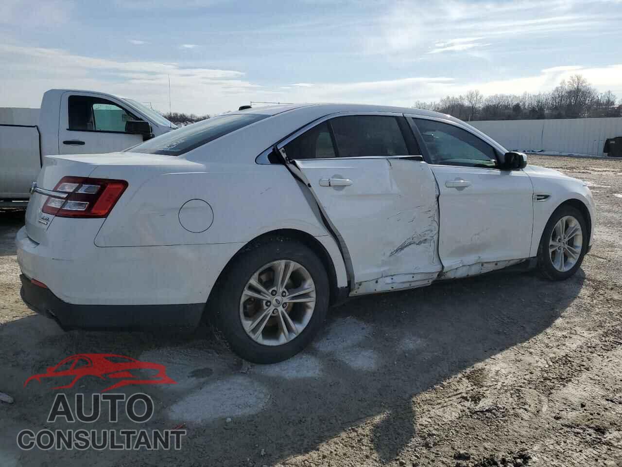 FORD TAURUS 2013 - 1FAHP2E88DG199116