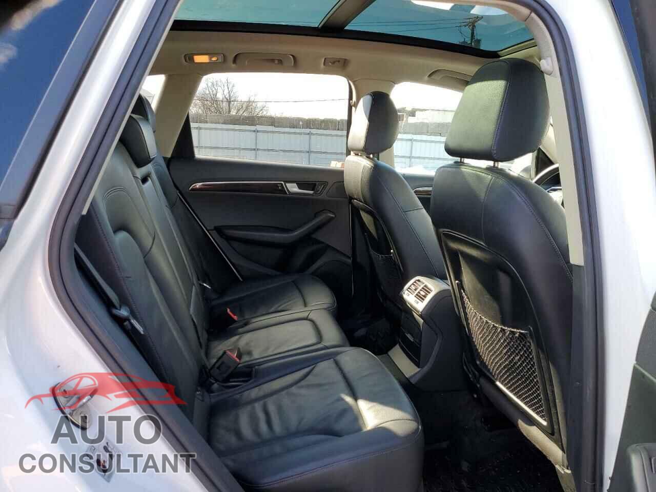 AUDI Q5 2012 - WA1LFAFP2CA098477