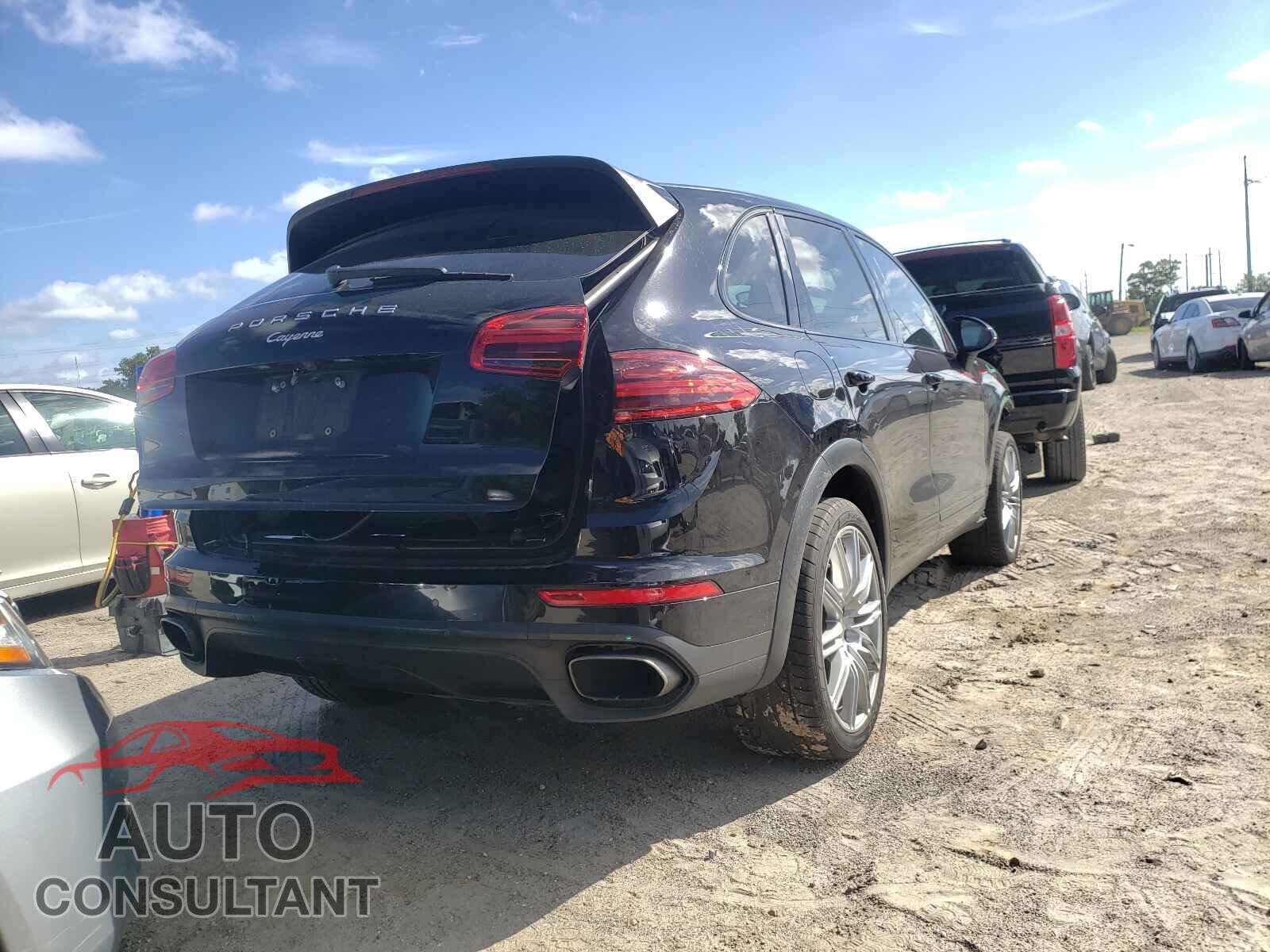 PORSCHE CAYENNE 2017 - WP1AA2A28HKA81602