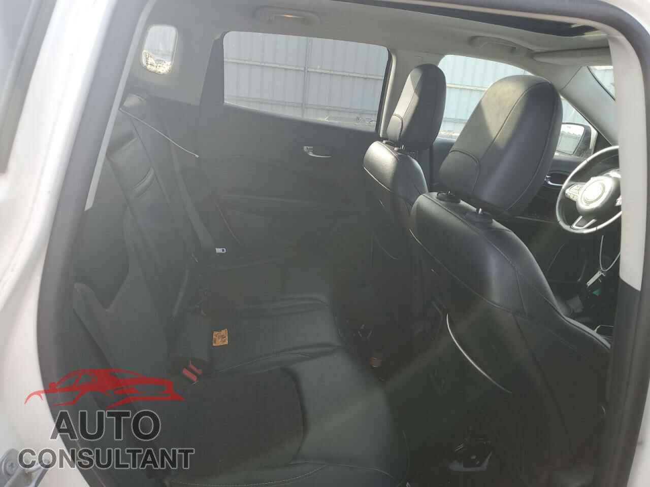 JEEP COMPASS 2017 - 3C4NJDBB1HT656702