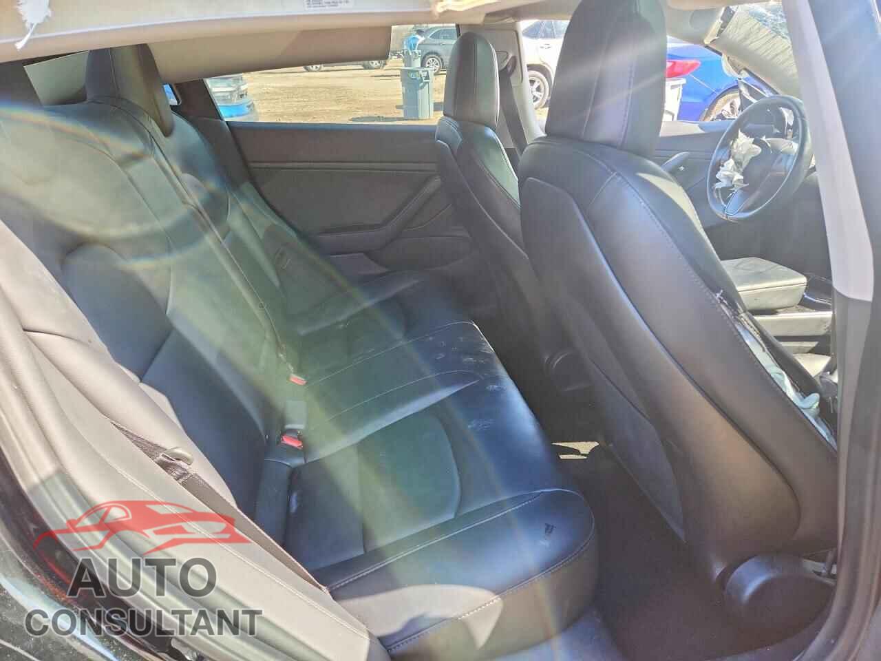 TESLA MODEL 3 2019 - 5YJ3E1EA0KF357544