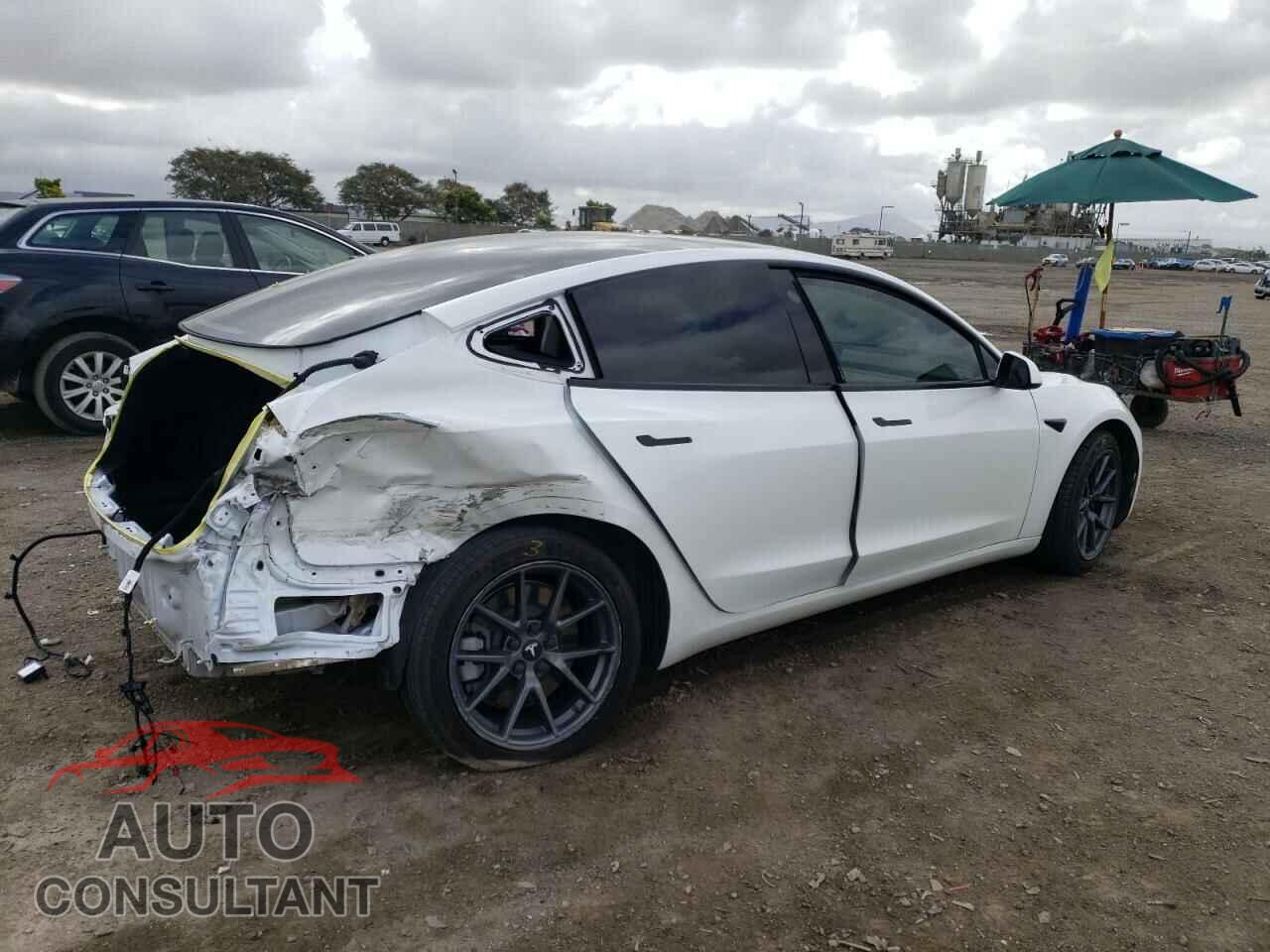 TESLA MODEL 3 2022 - 5YJ3E1EAXNF126056