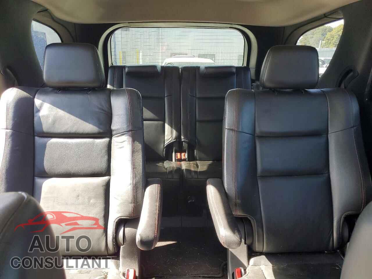 DODGE DURANGO 2018 - 1C4RDJDG5JC372393