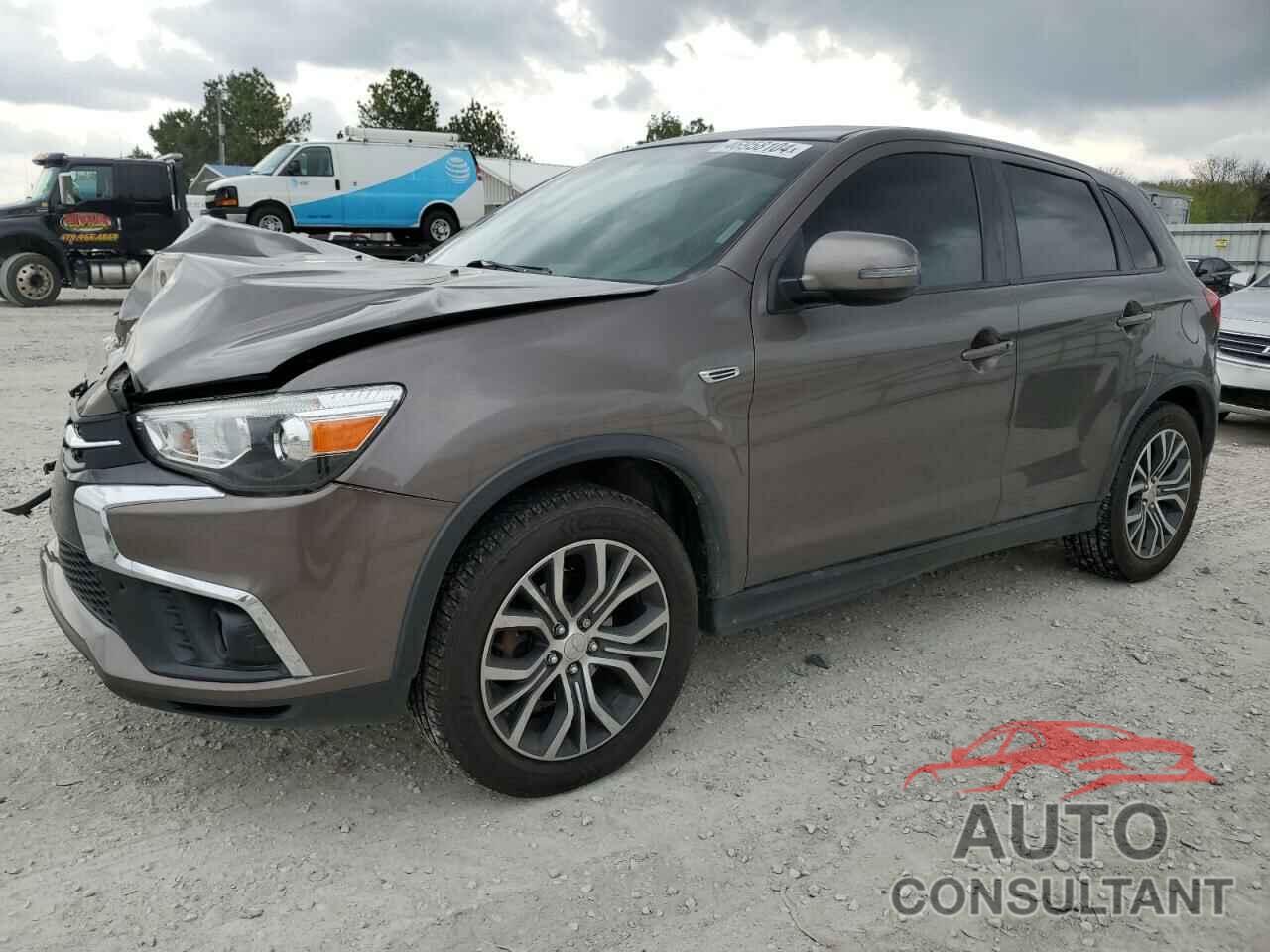 MITSUBISHI OUTLANDER 2019 - JA4AR3AU6KU002872