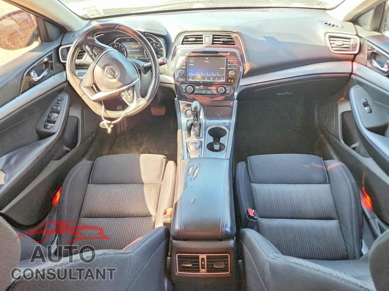 NISSAN MAXIMA 2017 - 1N4AA6AP7HC403473