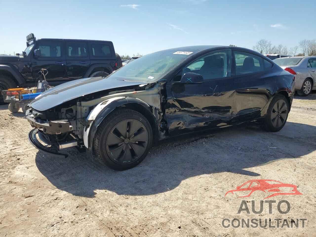 TESLA MODEL 3 2024 - 5YJ3E1EA3RF872810