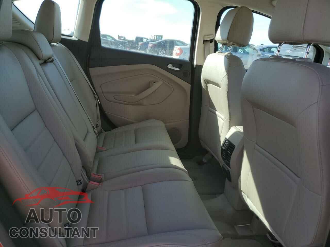 FORD CMAX 2016 - 1FADP5BU6GL102234