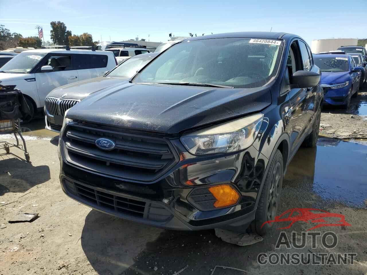 FORD ESCAPE 2018 - 1FMCU0F75JUA57256