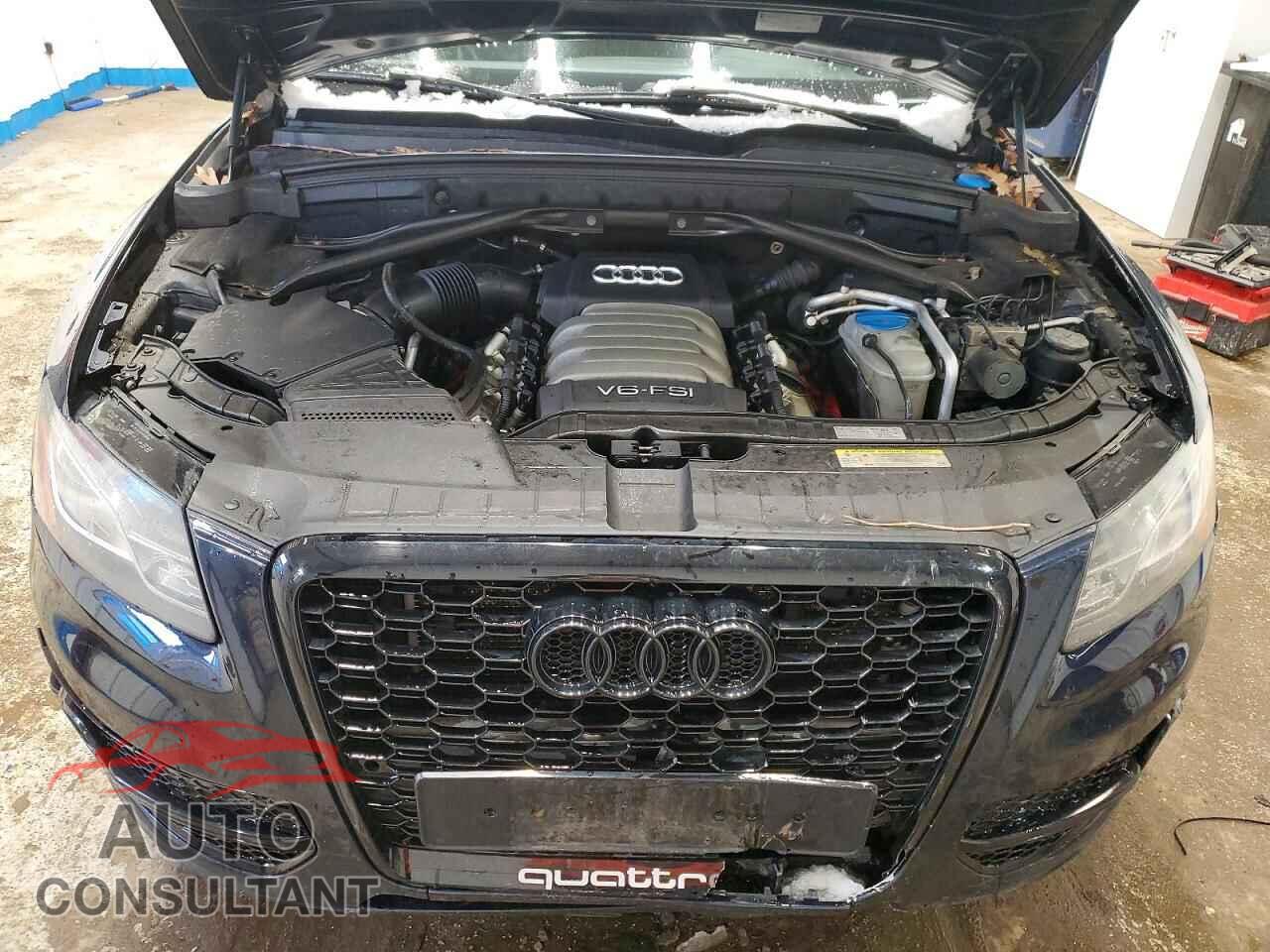 AUDI Q5 2010 - WA1MKAFP9AA045207
