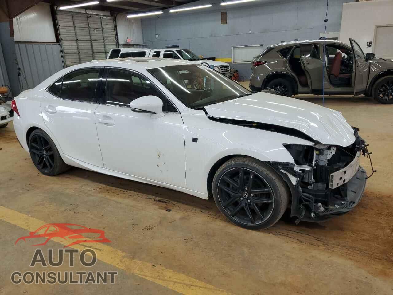 LEXUS IS 2014 - JTHBF1D20E5043299