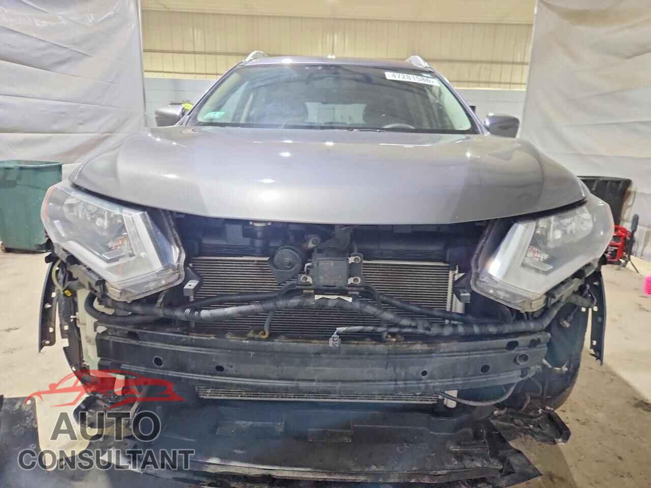 NISSAN ROGUE 2017 - KNMAT2MV9HP615596
