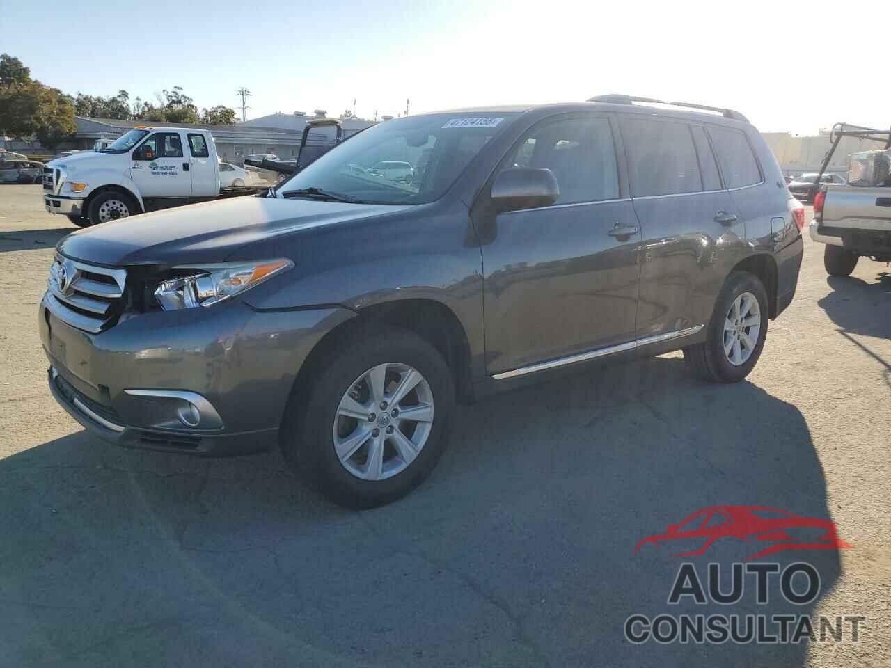 TOYOTA HIGHLANDER 2013 - 5TDBK3EH5DS192571