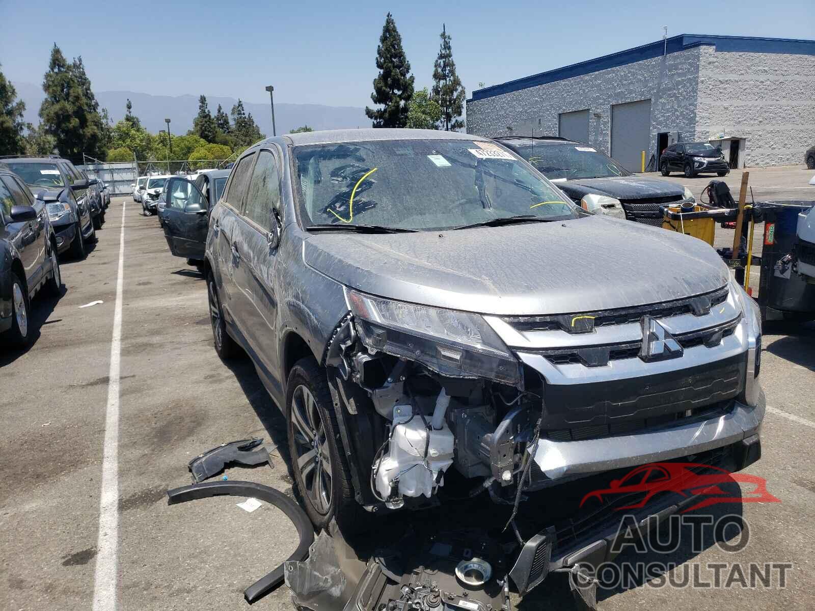 MITSUBISHI OUTLANDER 2021 - JA4ARUAUXMU013804