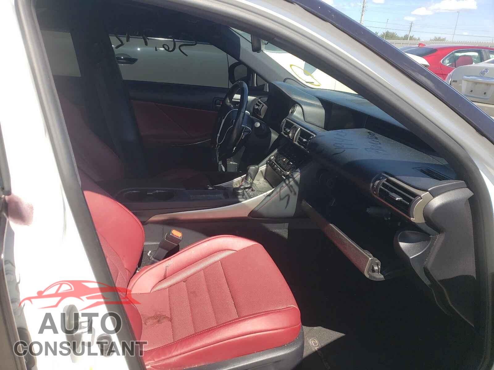 LEXUS IS 2017 - JTHBA1D26H5050471