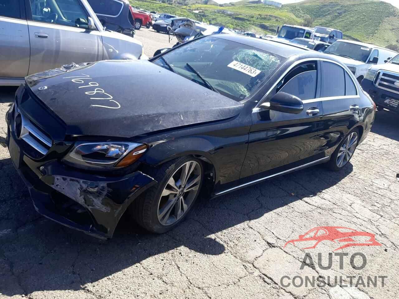 MERCEDES-BENZ C-CLASS 2018 - 55SWF4JB2JU240068