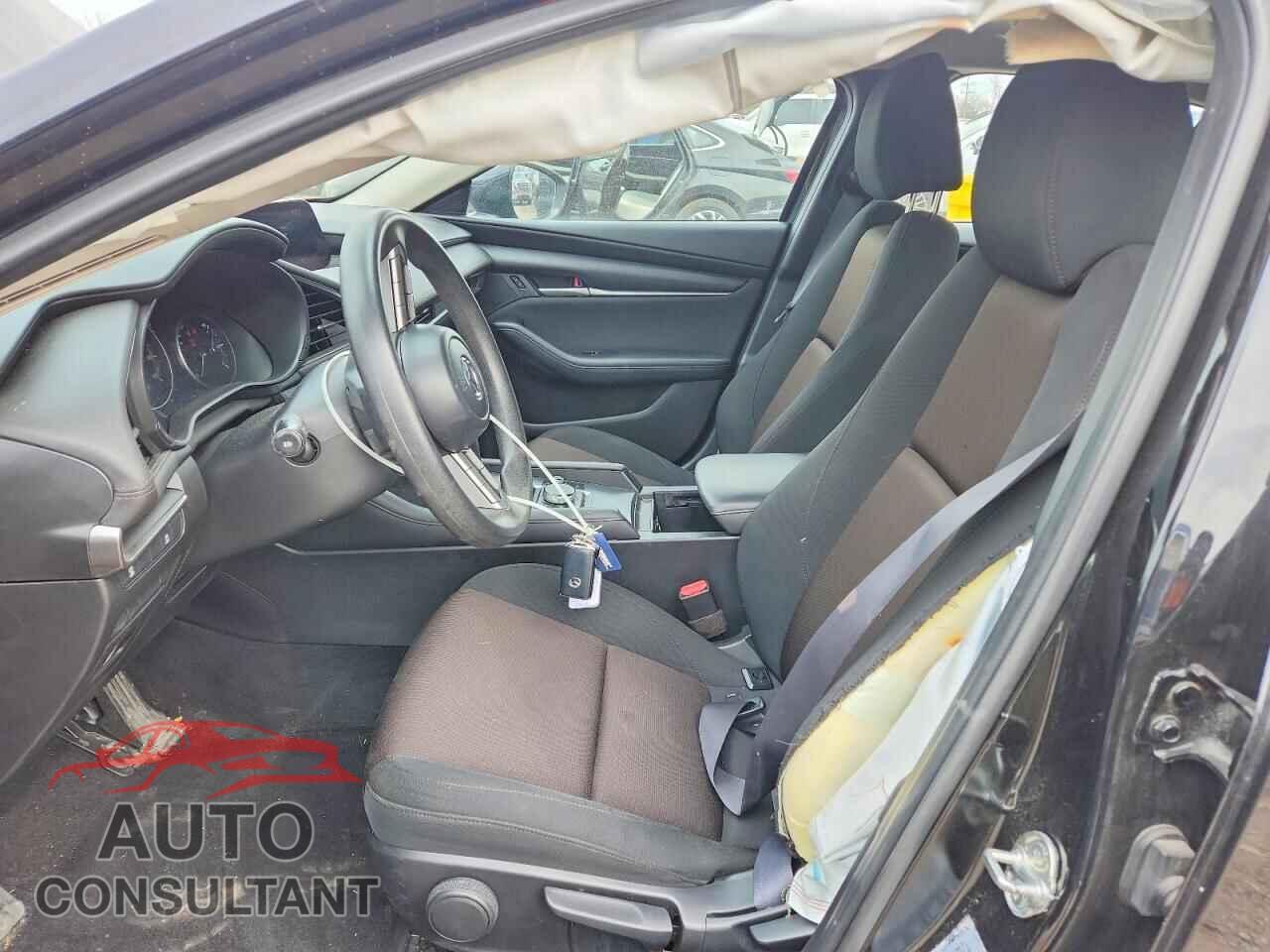 MAZDA 3 2021 - JM1BPAA7XM1333232