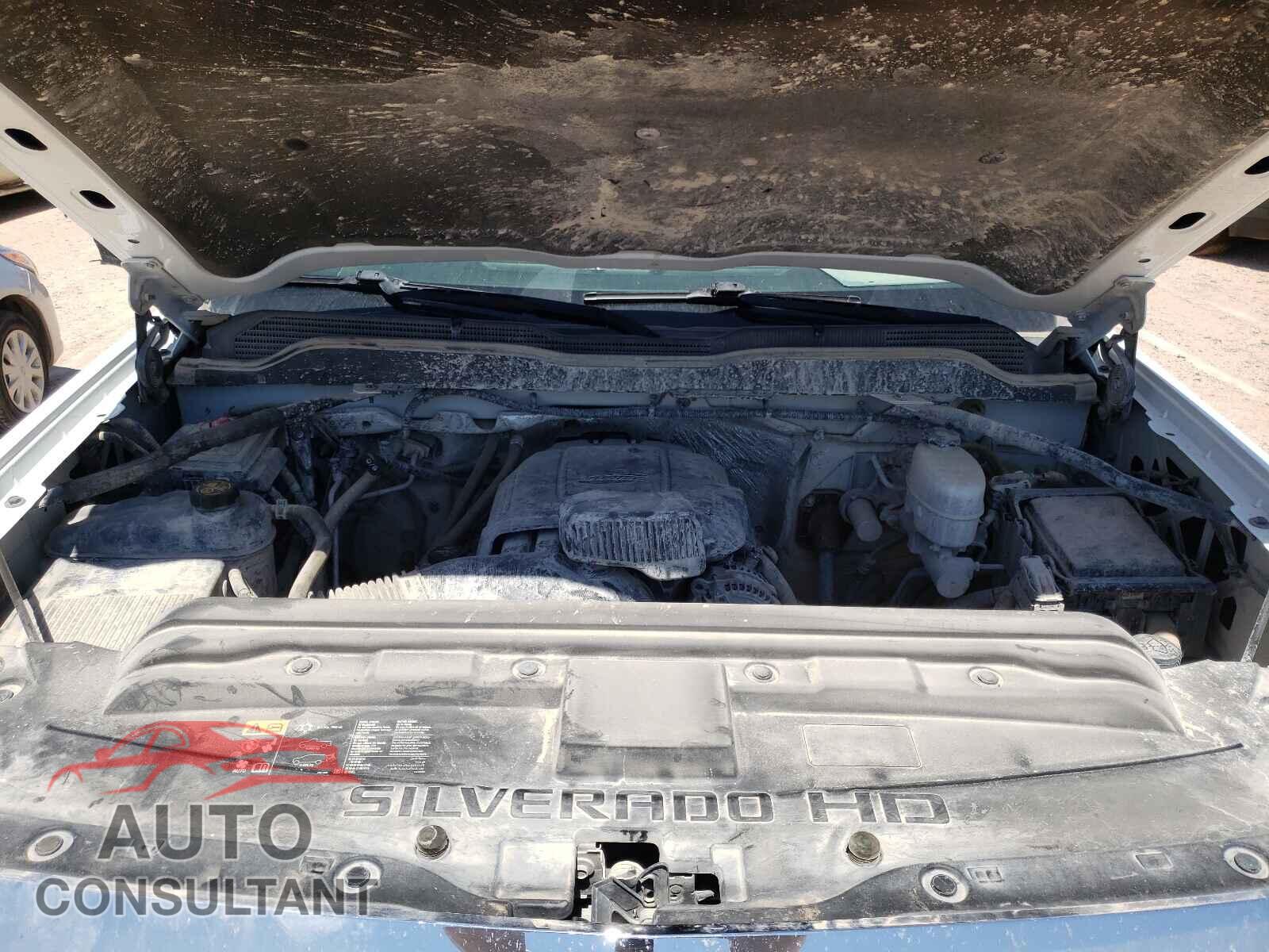 CHEVROLET SILVERADO 2018 - 1GC1KUEG2JF232741