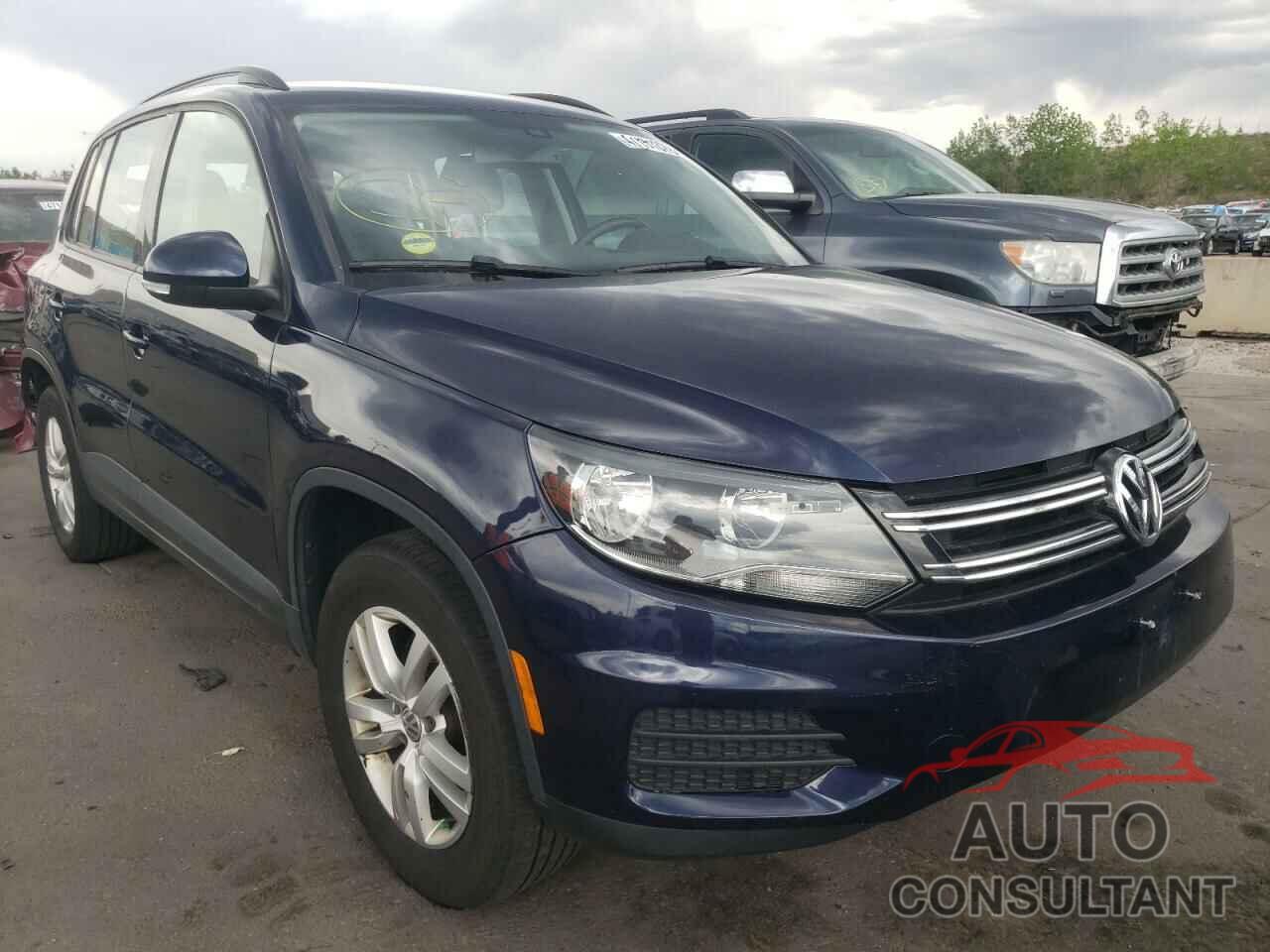 VOLKSWAGEN TIGUAN 2016 - WVGBV7AX1GW577606