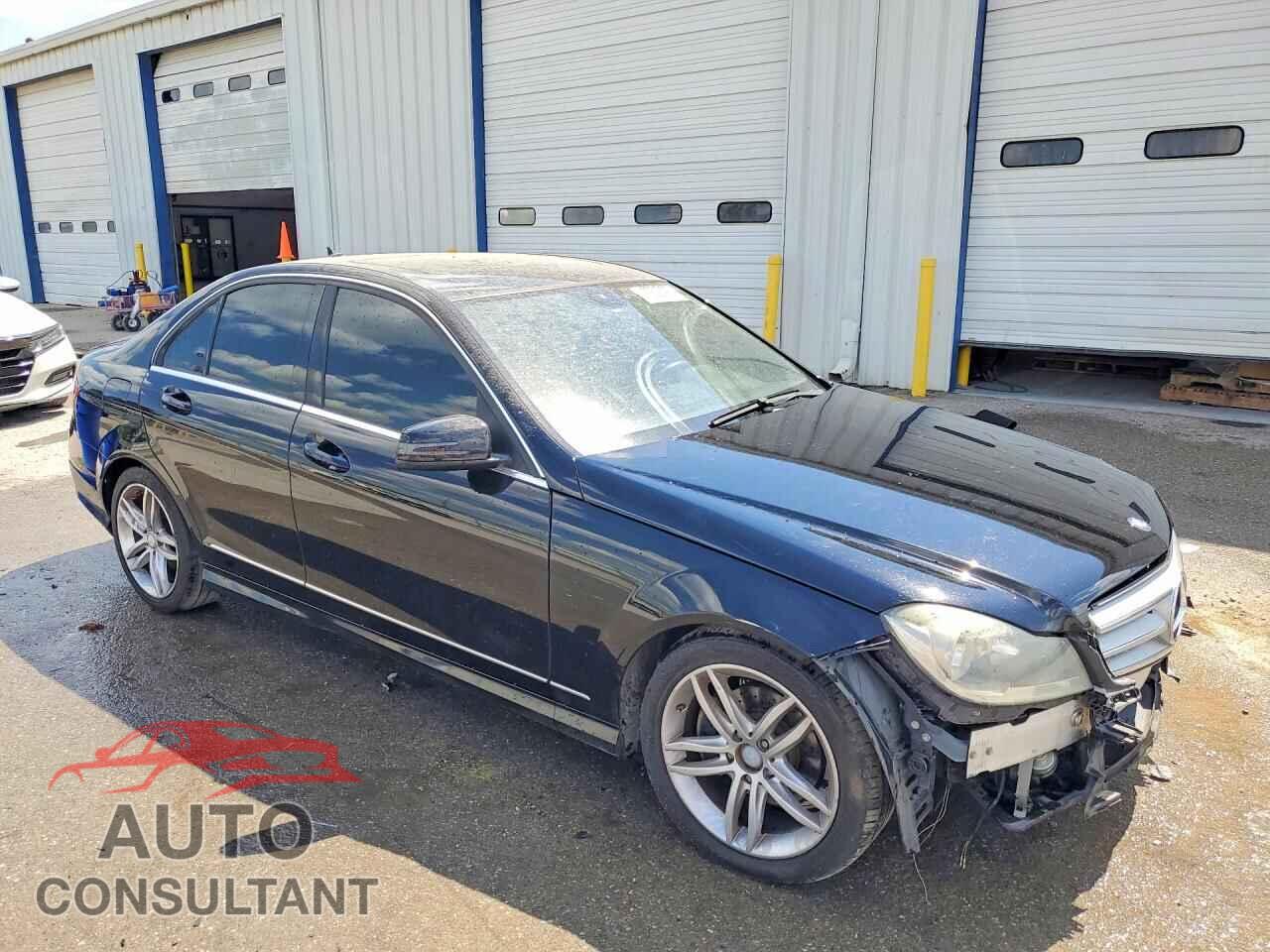 MERCEDES-BENZ C-CLASS 2012 - WDDGF8BBXCA690550