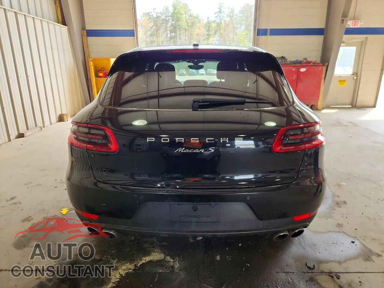 PORSCHE MACAN 2015 - WP1AB2A59FLB73042