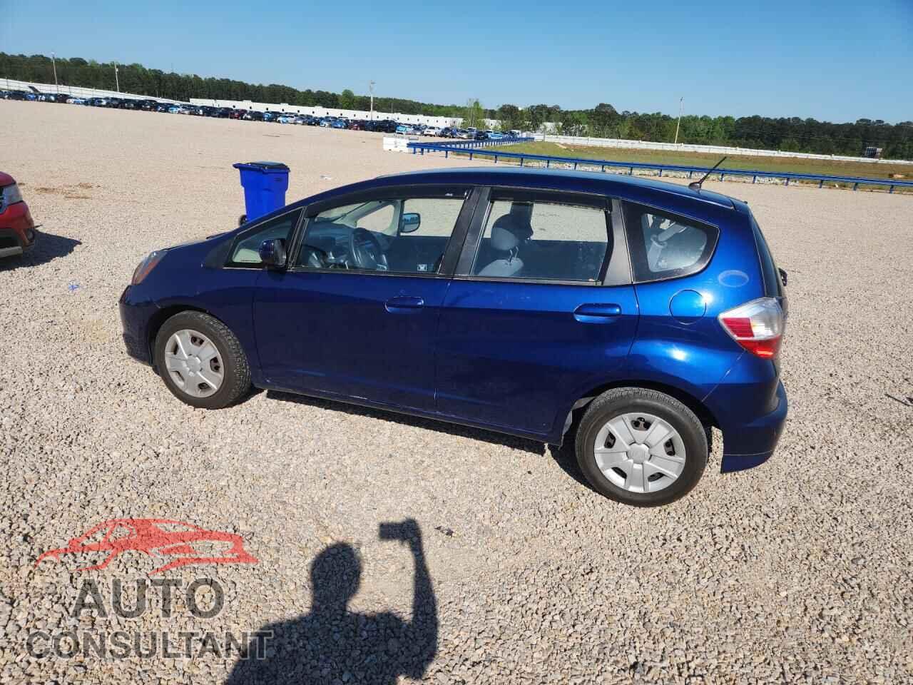 HONDA FIT 2013 - JHMGE8H37DC018673