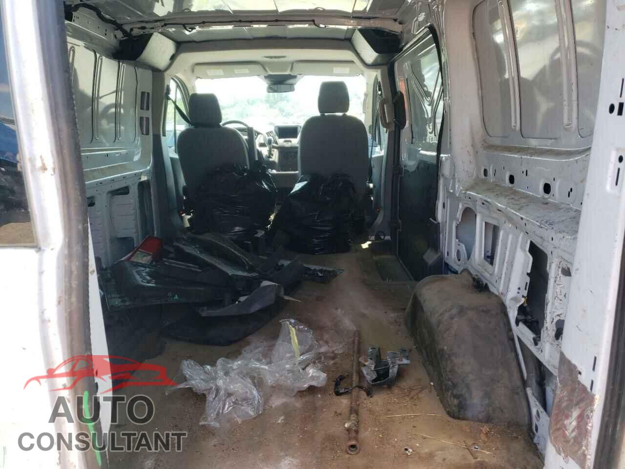 FORD TRANSIT 2017 - 1FTYR1YM3HKA33693
