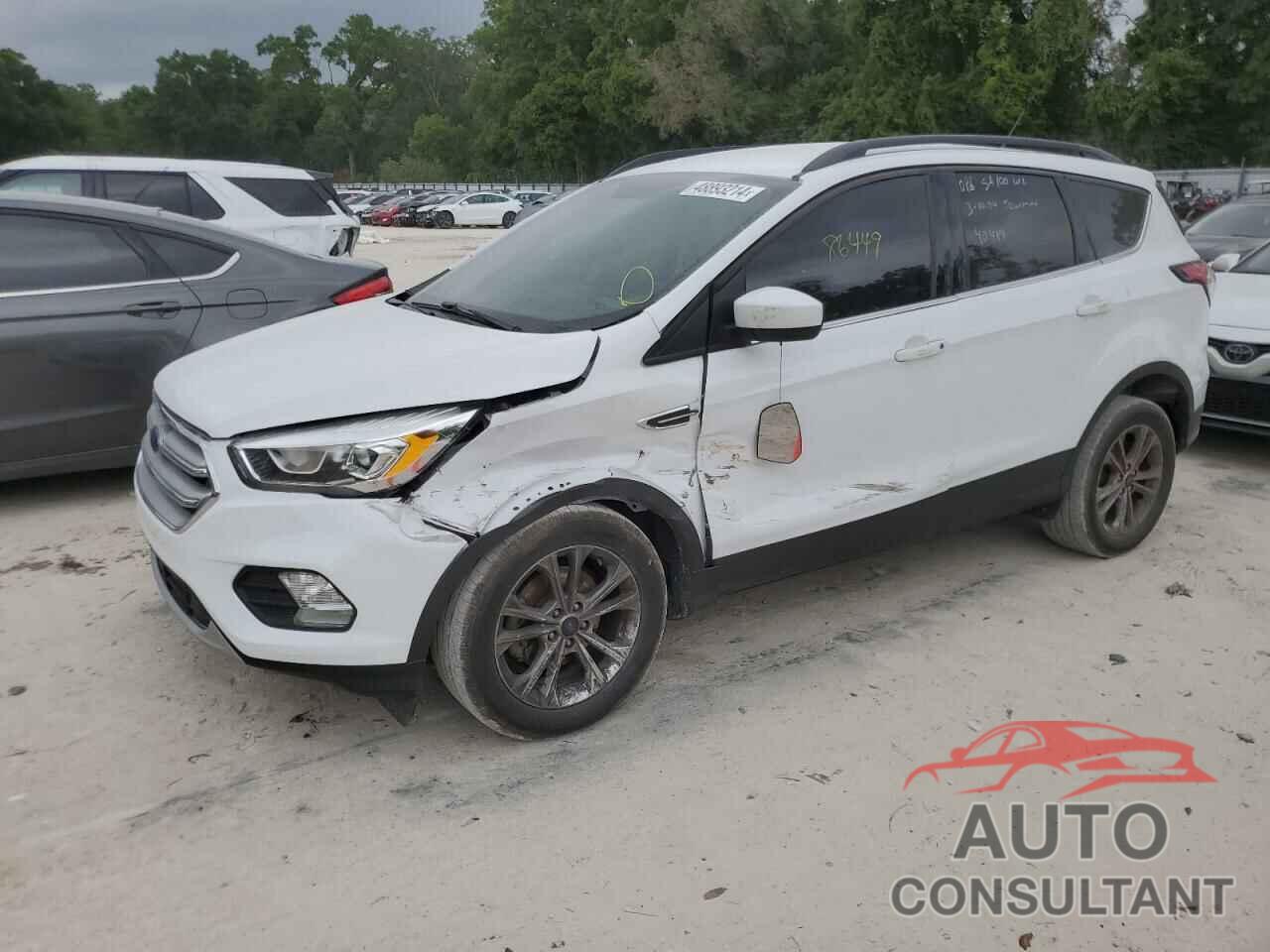 FORD ESCAPE 2017 - 1FMCU0GD8HUB86140