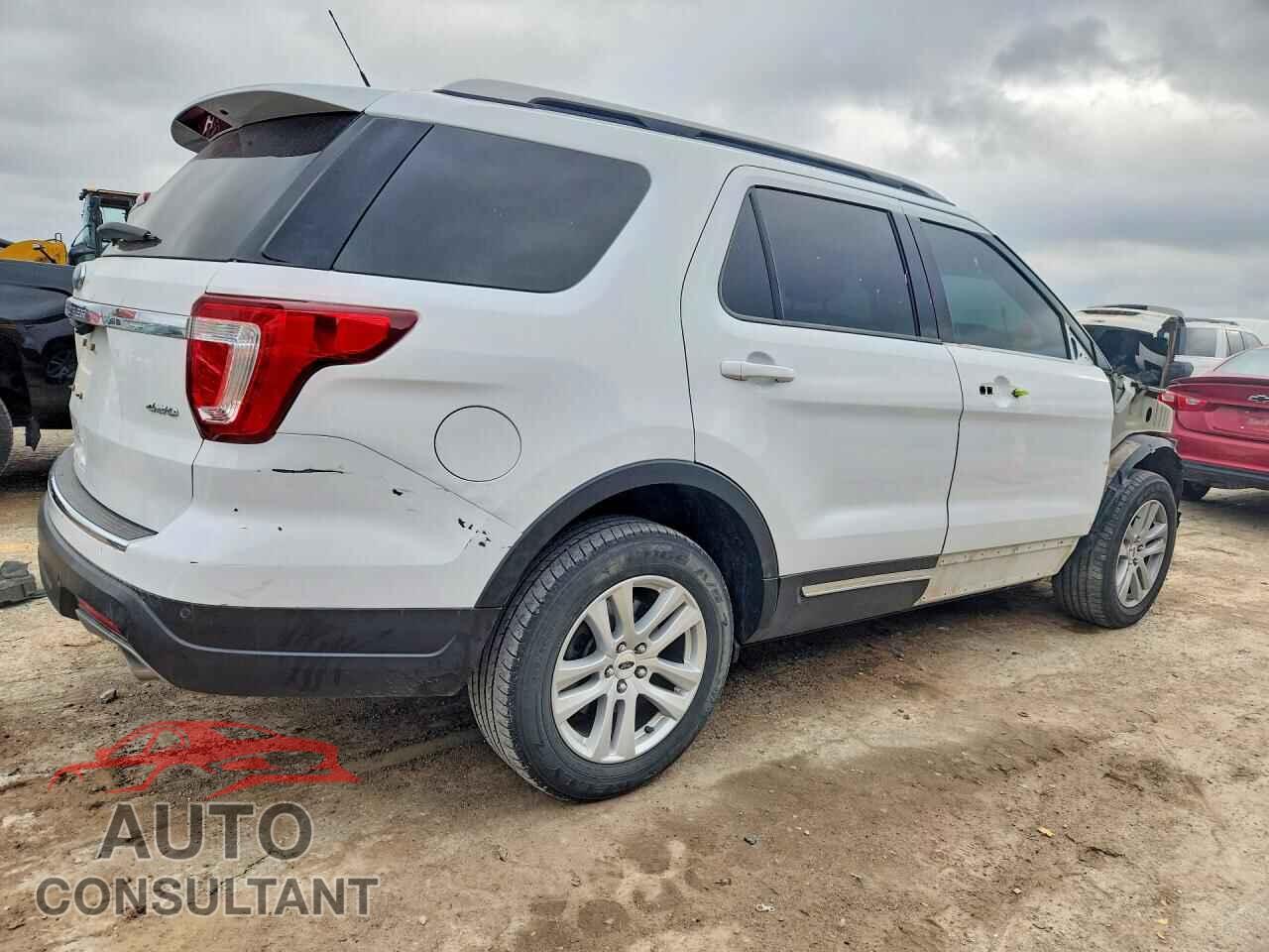 FORD EXPLORER 2018 - 1FM5K8D81JGB37385